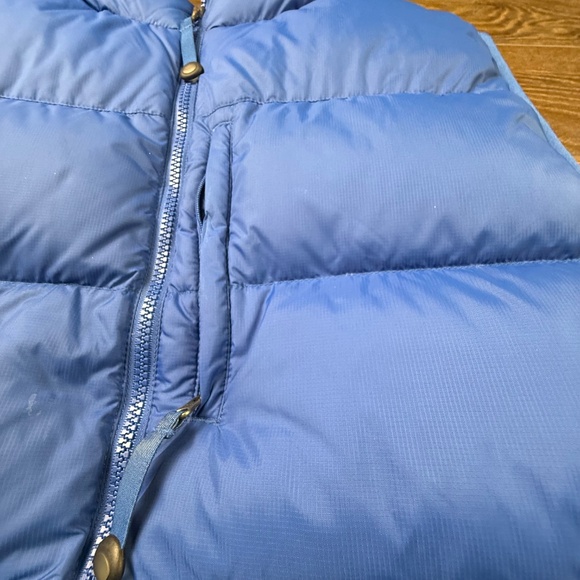 L.L.Bean Men's Goose Down Puffer Vest, Large, Blue, Insualted Winter Outdoor - Picture 5 of 11